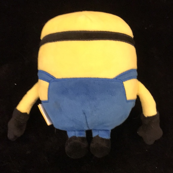 Illumination presents minions Fetch for pets - Picture 3 of 5